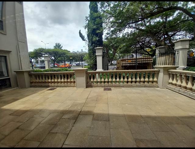 529M² OFFICE TO LET IN BRYANSTON