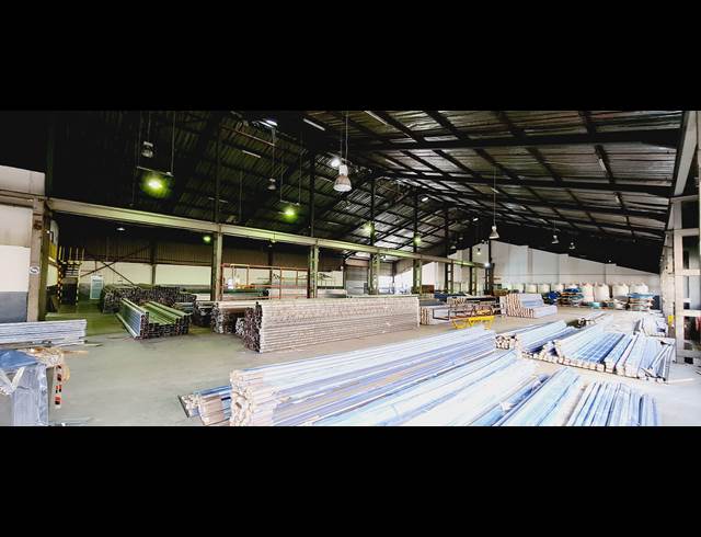 1,946M² WAREHOUSE TO LET IN STRIJDOMPARK