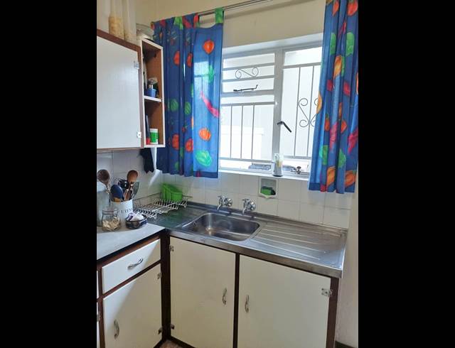 2 bed property to rent in WORCESTER CENTRAL