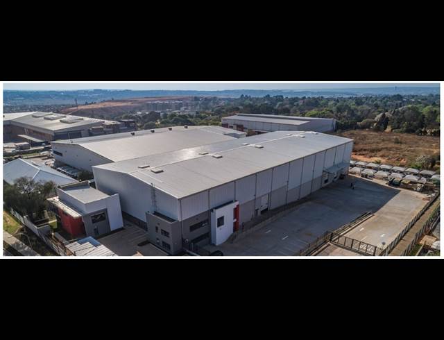 3,280M² WAREHOUSE TO LET IN LONGMEADOW