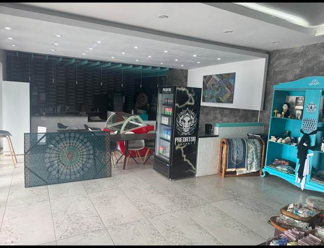 213M² RETAIL TO LET IN ROCKY DRIFT