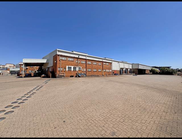 19,294M² WAREHOUSE TO LET IN JET PARK