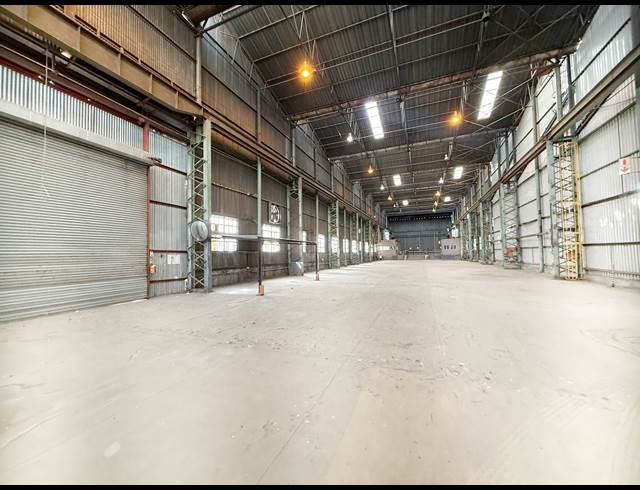 8,000M² WAREHOUSE TO LET IN DUNCANVILLE