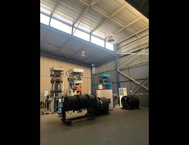 3,168M² WAREHOUSE TO LET IN SELBY
