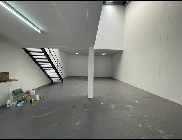 147M² WAREHOUSE TO LET IN BARBEQUE DOWNS