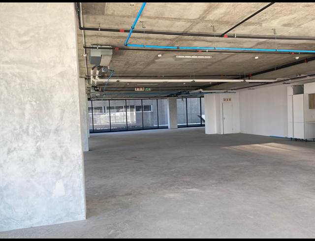 700M² OFFICE TO LET IN CAPE TOWN CITY CENTRE