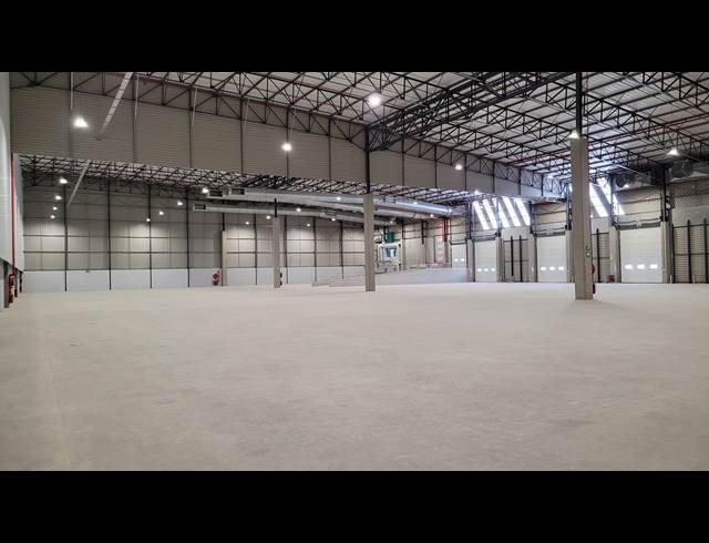 4,375M² WAREHOUSE TO LET IN BLACKHEATH INDUSTRIAL