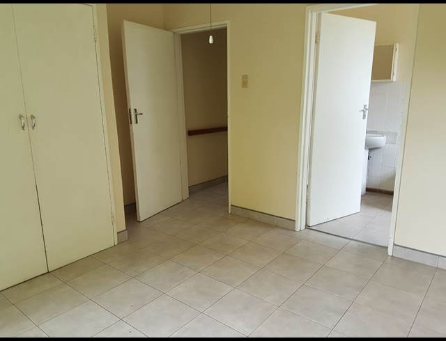 3 BEDROOM PROPERTY TO RENT IN ESHOWE