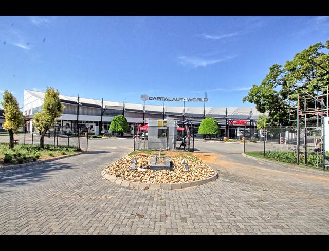 5,600M² WAREHOUSE TO LET IN HALFWAY HOUSE