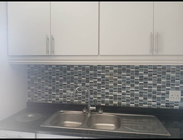 2 bed property to rent in MARGATE NORTH BEACH