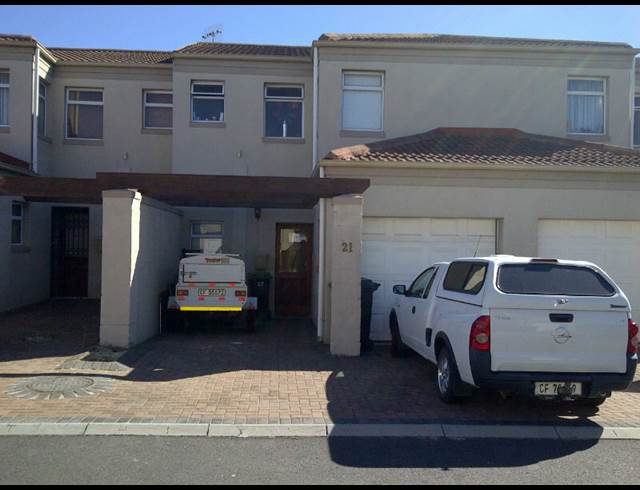 3 bed property to rent in KLEINBRON PARK