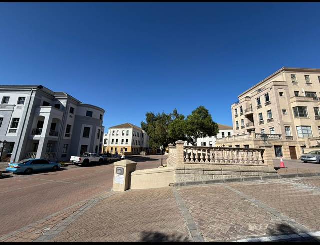 684M² OFFICE TO LET IN TYGER VALLEY