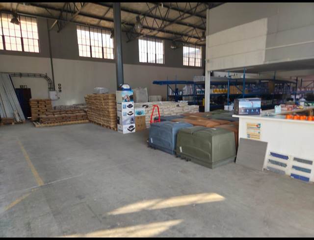 419M² WAREHOUSE TO LET IN MONTANA PARK