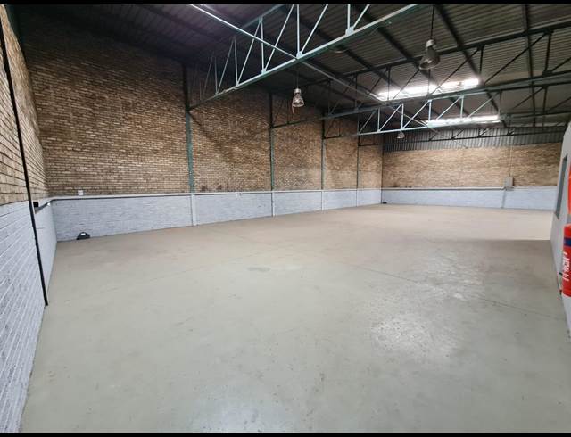 430M² WAREHOUSE TO LET IN WADEVILLE