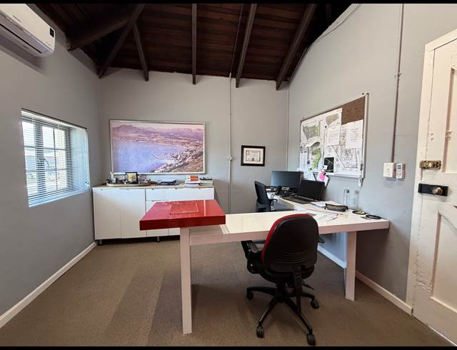 669M² OFFICE TO LET IN PAARDEVLEI