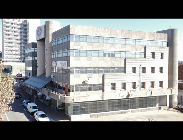 1,200M² OFFICE TO LET IN GERMISTON CENTRAL