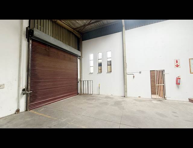625M² WAREHOUSE TO LET IN MEADOWDALE