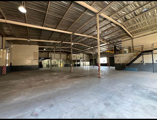 2,798M² WAREHOUSE TO LET IN STRIJDOMPARK