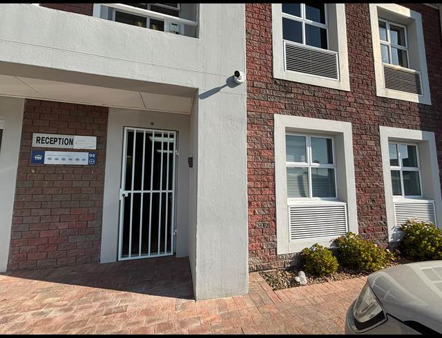 100M² OFFICE TO LET IN MARCONI BEAM INDUSTRIA
