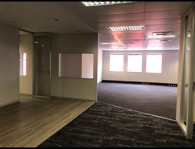 315M² OFFICE TO LET IN ILLOVO