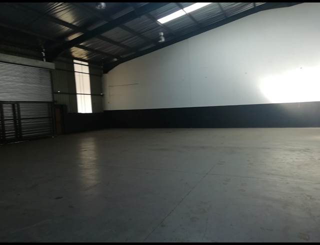 633M² WAREHOUSE TO LET IN POMONA