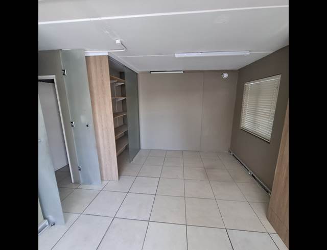 176M² WAREHOUSE TO LET IN BRACKENFELL INDUSTRIAL