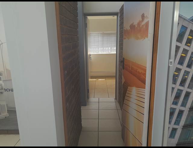 72.90M² OFFICE TO LET IN PARKHILL GARDENS