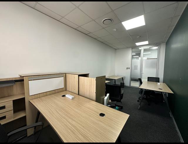 35M² OFFICE TO LET IN SANDTON CENTRAL