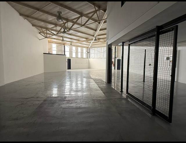 613M² WAREHOUSE TO LET IN HALFWAY HOUSE