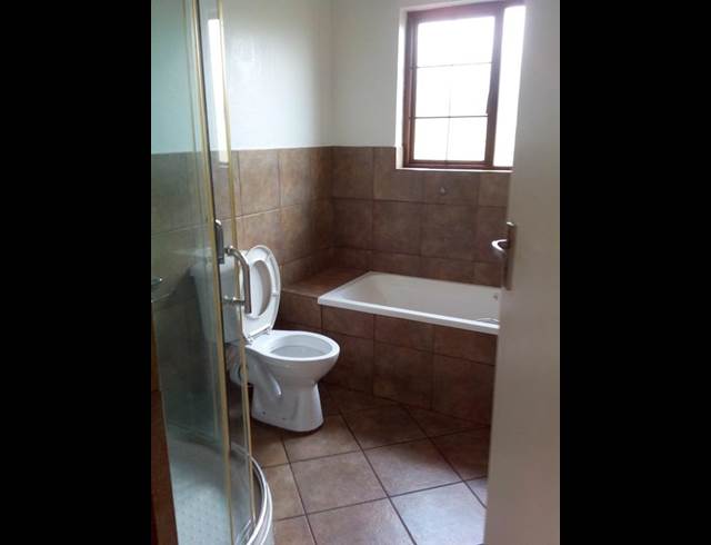 2 BEDROOM PROPERTY TO RENT IN HEATHERVIEW