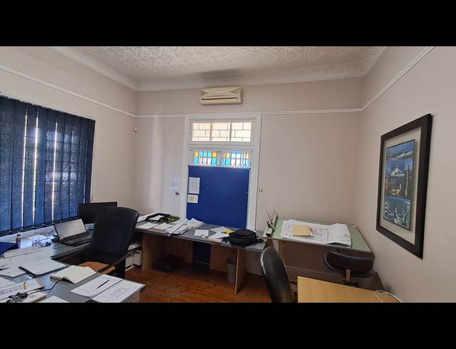 60M² OFFICE TO LET IN VINCENT