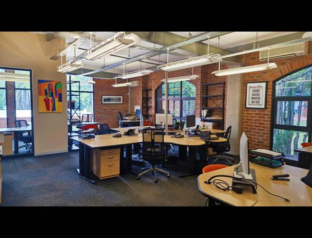 397M² OFFICE TO LET IN MELROSE ESTATE