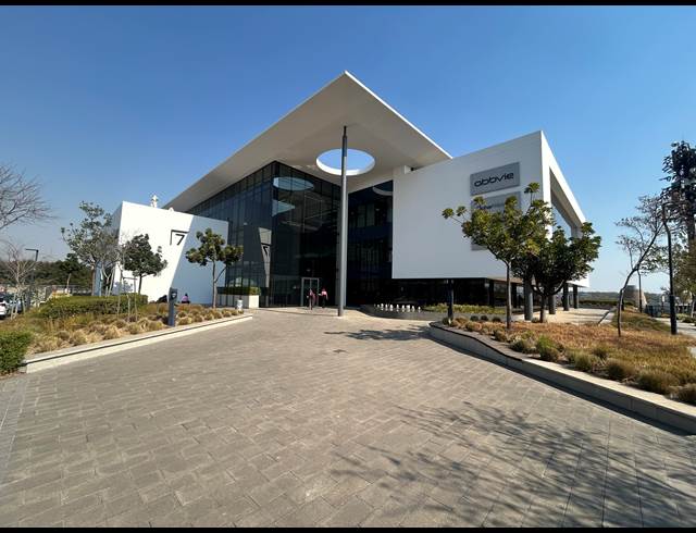 442M² OFFICE TO LET IN WATERFALL
