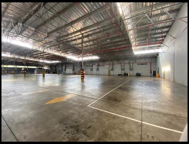 10,000M² WAREHOUSE TO LET IN RIVERHORSE VALLEY