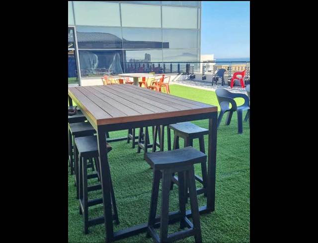 870M² OFFICE TO LET IN SEA POINT