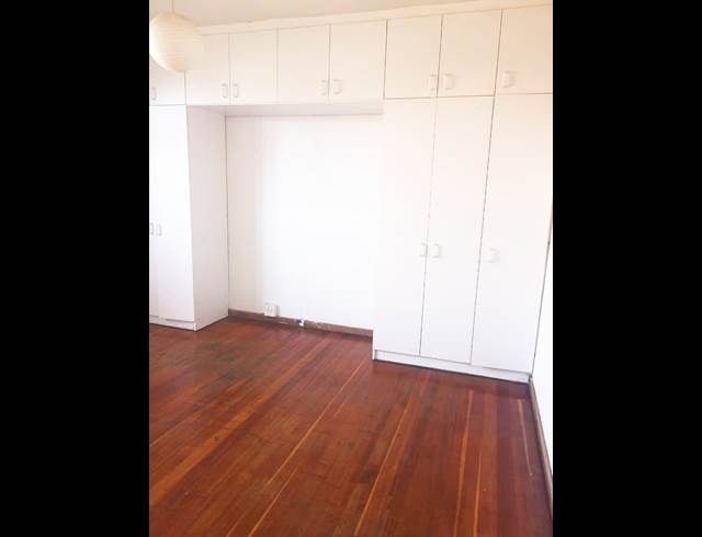 2 bed property to rent in WOODSTOCK