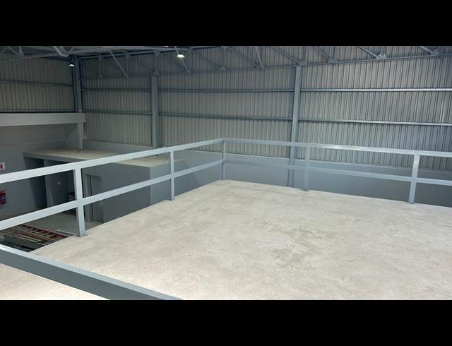 318M² WAREHOUSE TO LET IN RIVERSIDE PARK