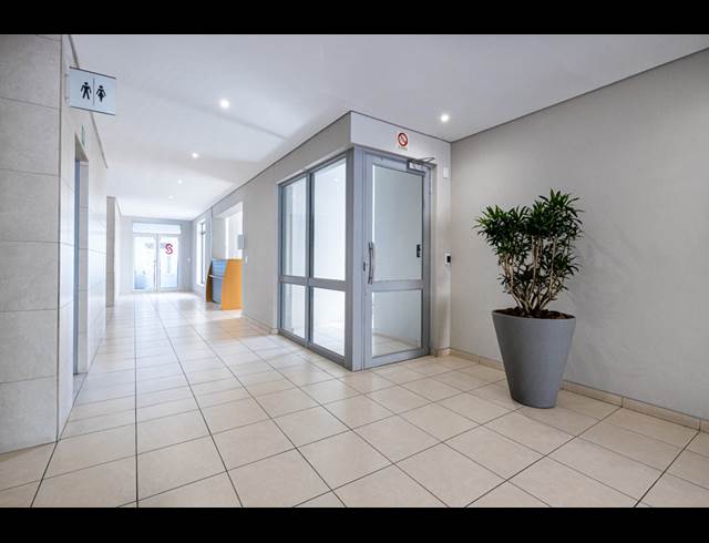 138M² OFFICE TO LET IN TYGER VALLEY