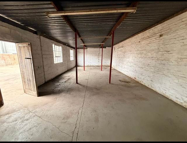 370M² WAREHOUSE TO LET IN MALMESBURY INDUSTRIA
