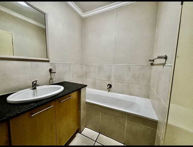 2 BEDROOM APARTMENT TO LET IN SANDTON CENTRAL