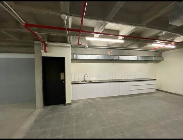 2,019M² STORAGE UNIT TO LET IN CAPE TOWN CITY CENTRE