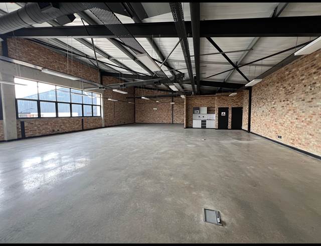 2,991.68M² WAREHOUSE TO LET IN RIVERSANDS