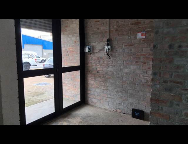 1,257M² RETAIL TO LET IN DIEP RIVER