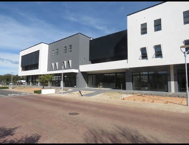 152.90M² MEDICAL SUITE TO LET IN PAARDEVLEI