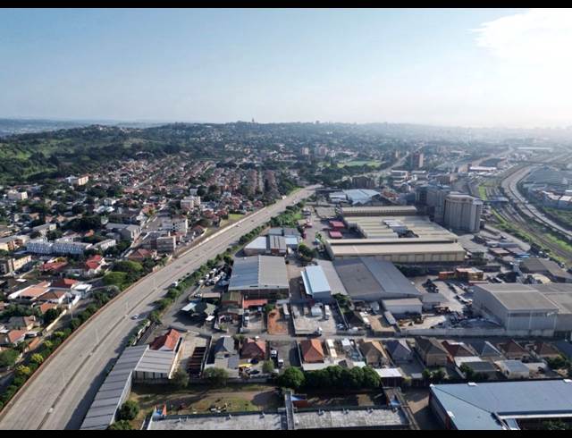 18,000M² WAREHOUSE TO LET IN UMBILO