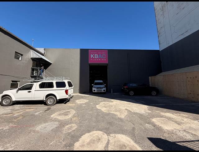 1,239M² WAREHOUSE TO LET IN CAPE TOWN CITY CENTRE
