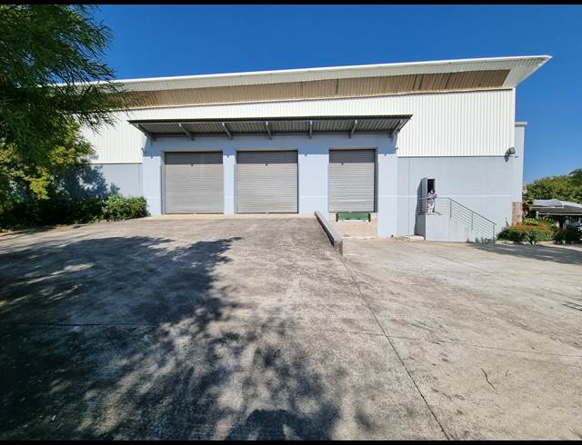 2,348M² WAREHOUSE TO LET IN LONGMEADOW