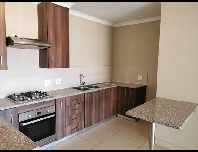 1 BEDROOM PROPERTY TO RENT IN DIE BULT