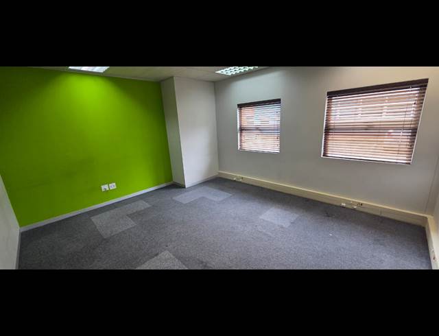 252M² OFFICE TO LET IN NELSPRUIT EXT 1