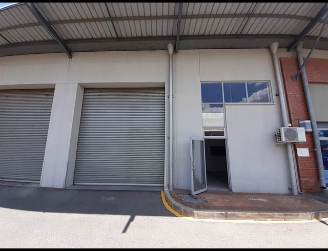 498M² WAREHOUSE TO LET IN HONEYDEW
